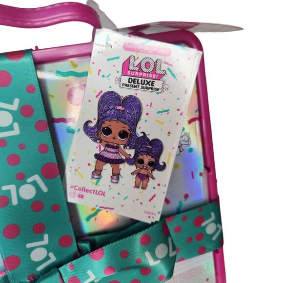 LOL Surprise! Deluxe Present Surprise Limited Edition Slumber Party Theme NEW - Picture 2 of 7